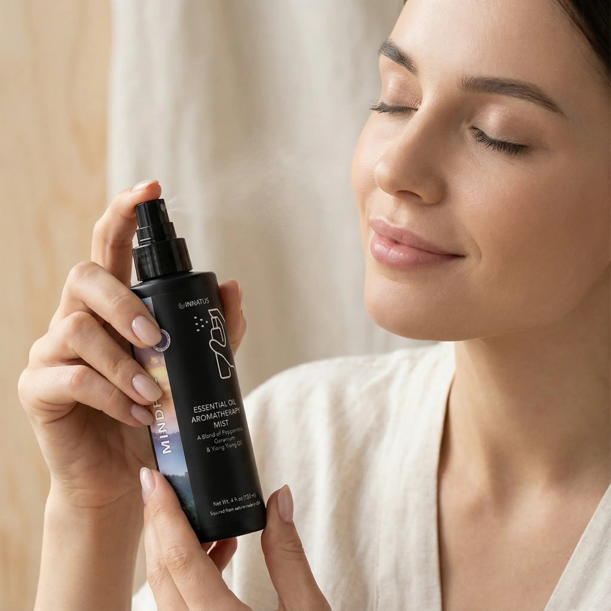 Essential oil aromatherapy Mindful mist