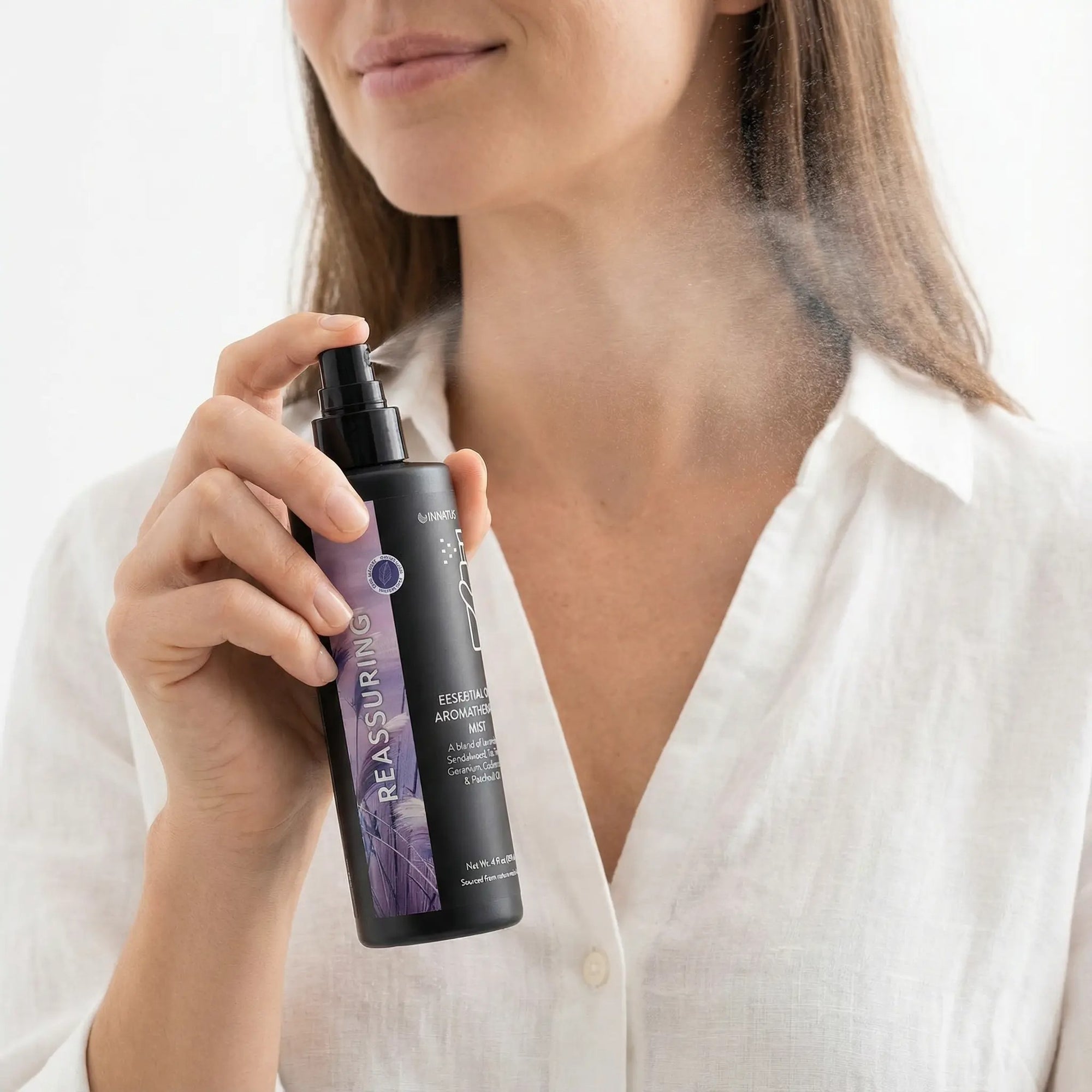 Essential oil aromatherapy reassuring mist